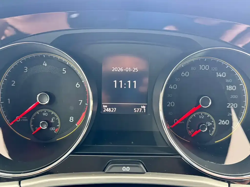 Volkswagen Touran 2021 из CN, фото 10