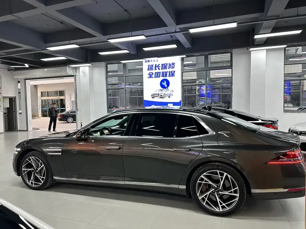 Genesis G90 2023 из CN, фото 5