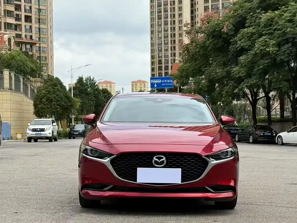 Mazda 3 Axela 2022 из CN, фото 5