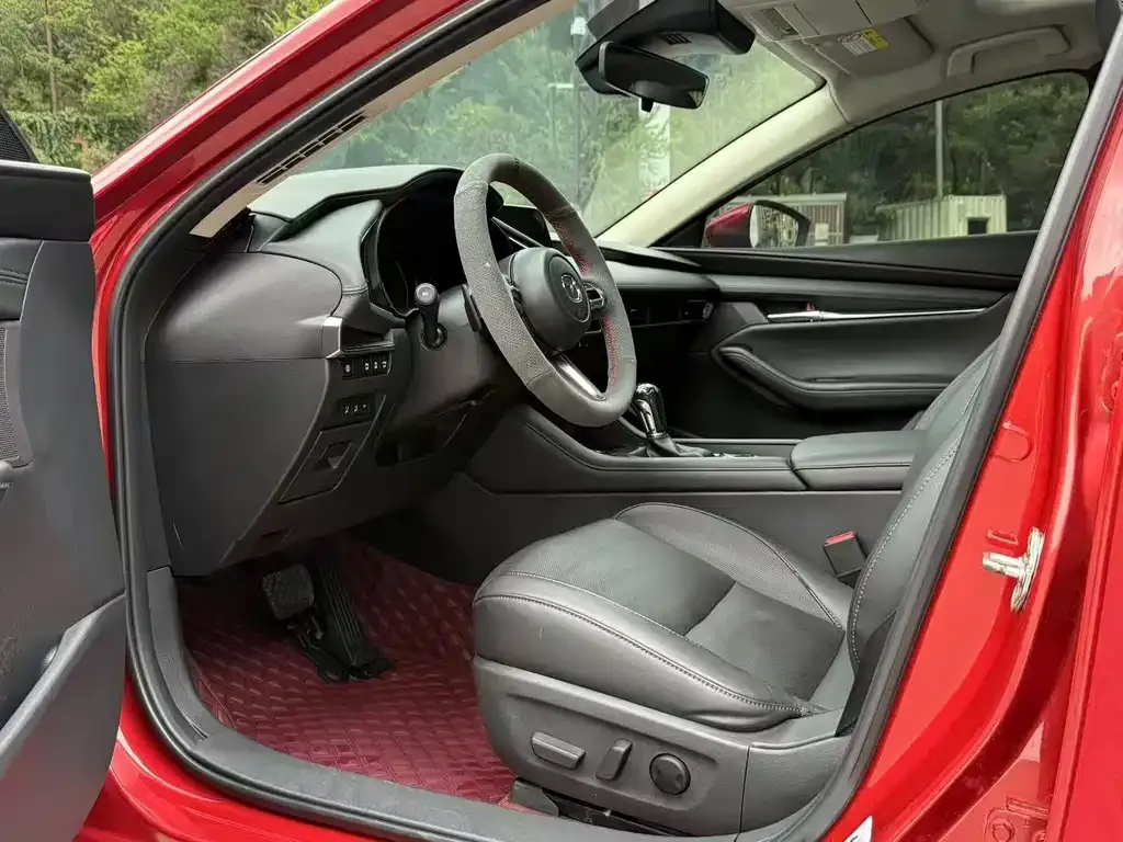 Mazda 3 Axela 2022 из CN, фото 9