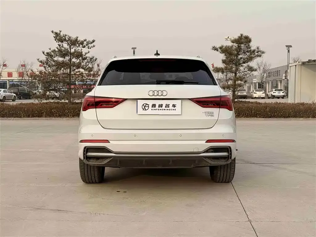 Audi Q3 2022 из CN, фото 10