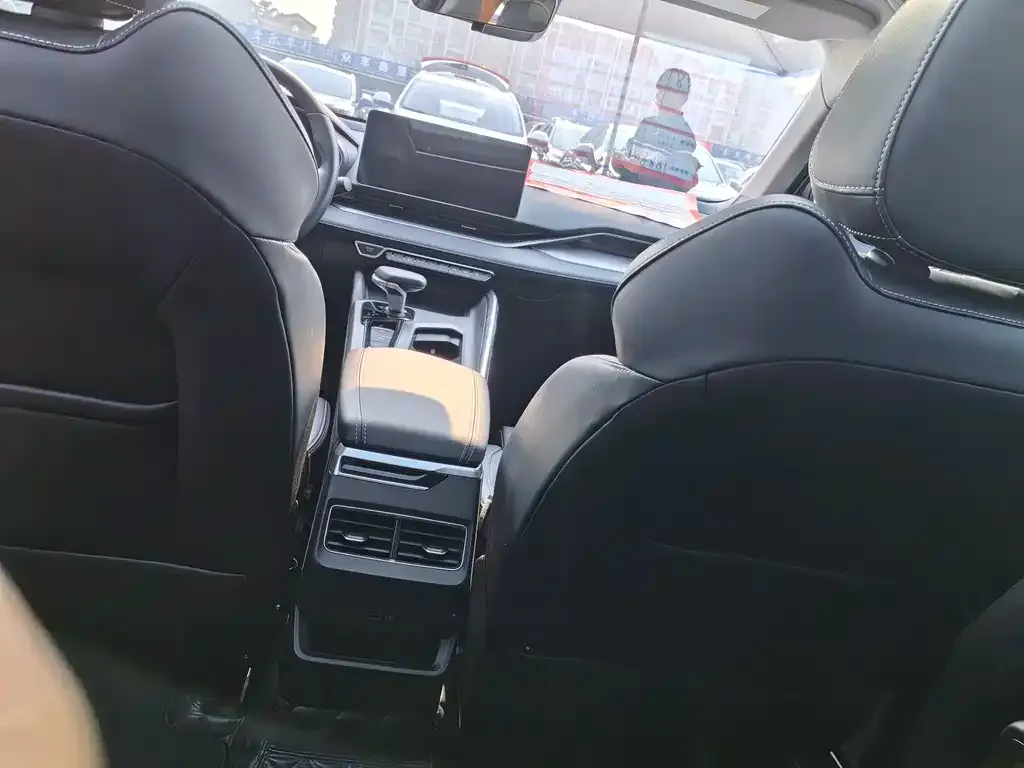 Geely Xingrui 2022 из CN, фото 10