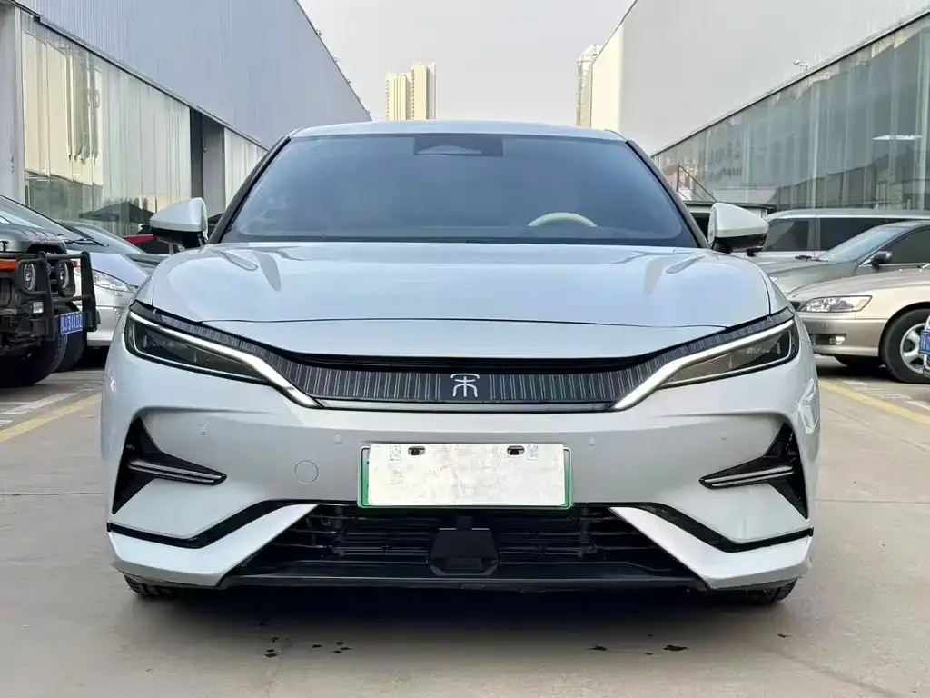 BYD L EV — фото 2