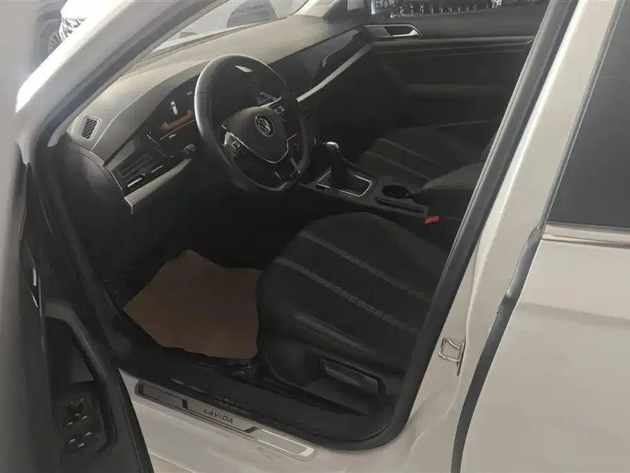 Volkswagen Lavida 2022 из CN, фото 6