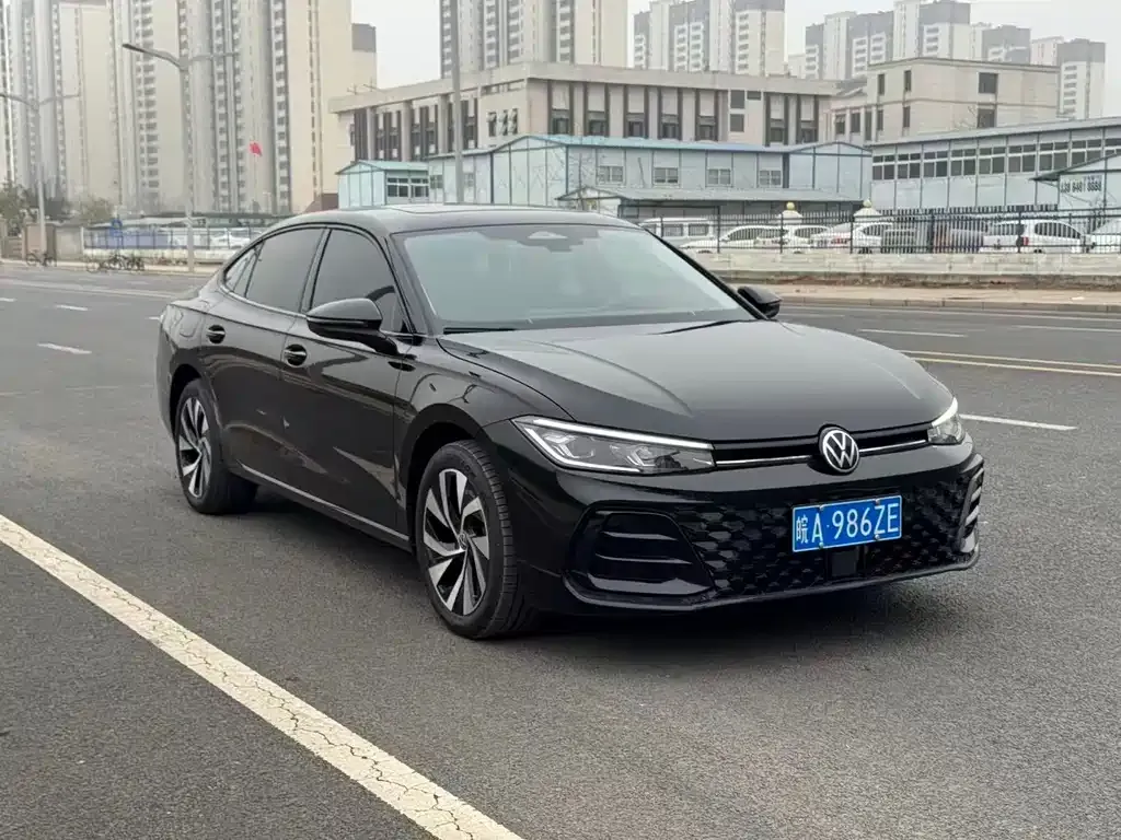 Volkswagen Passat — фото 6