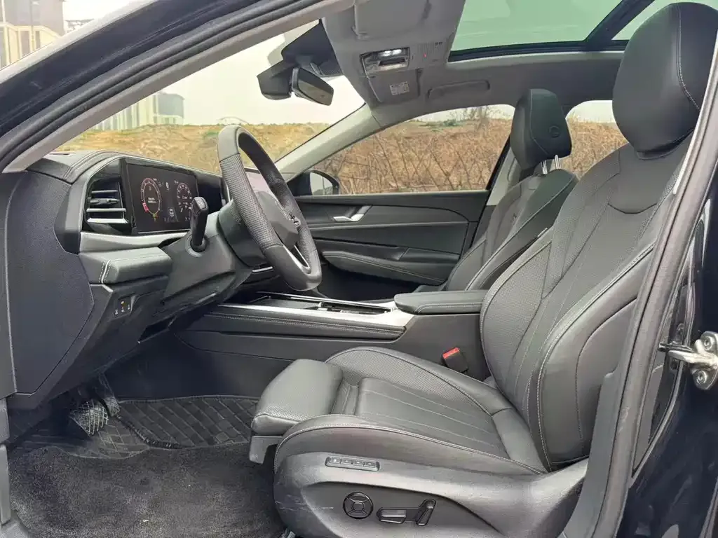 Volkswagen Passat — фото 8