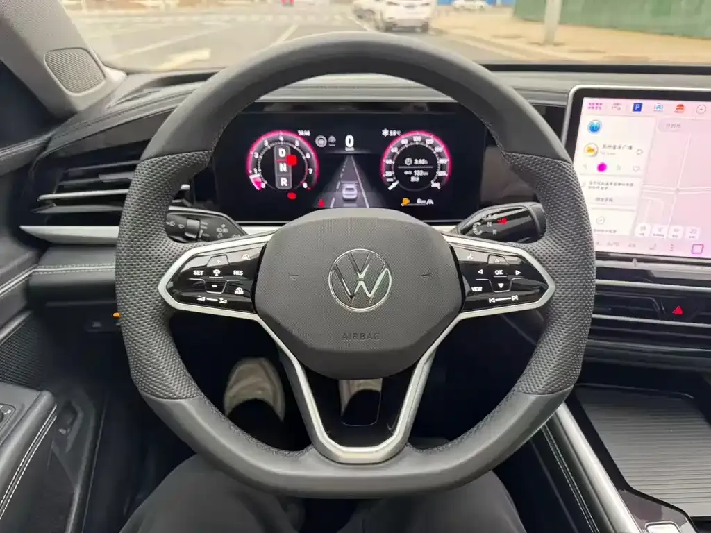 Volkswagen Passat — фото 9