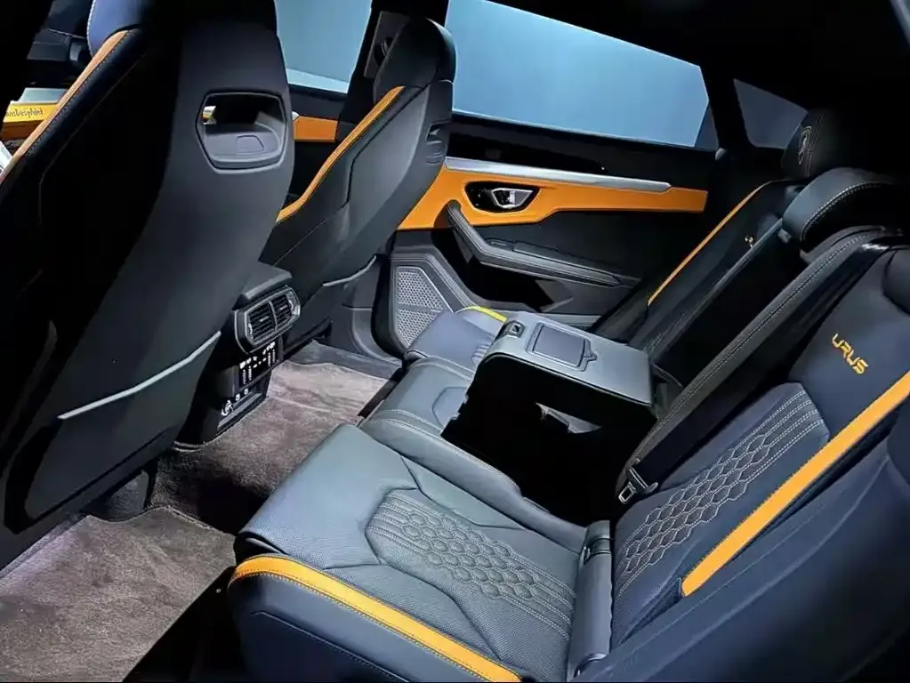 Lamborghini Urus — фото 5
