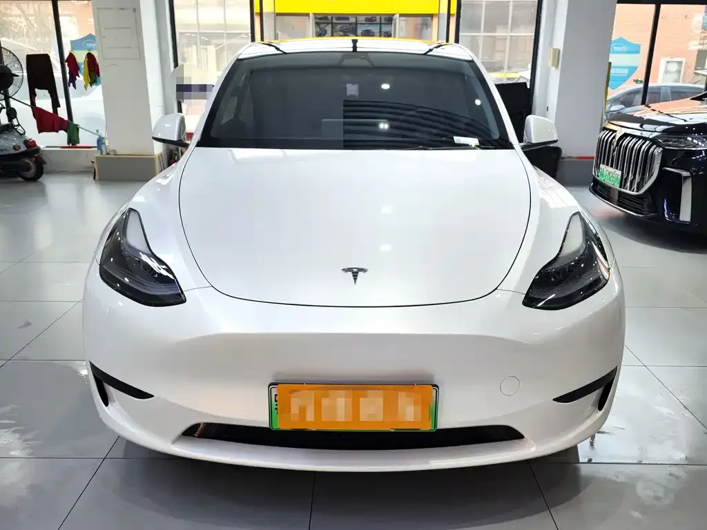 Tesla Model Y 2024 из CN, фото 8