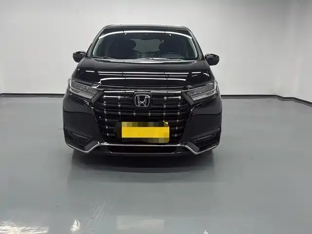Honda Elysion 2023 из CN, фото 1