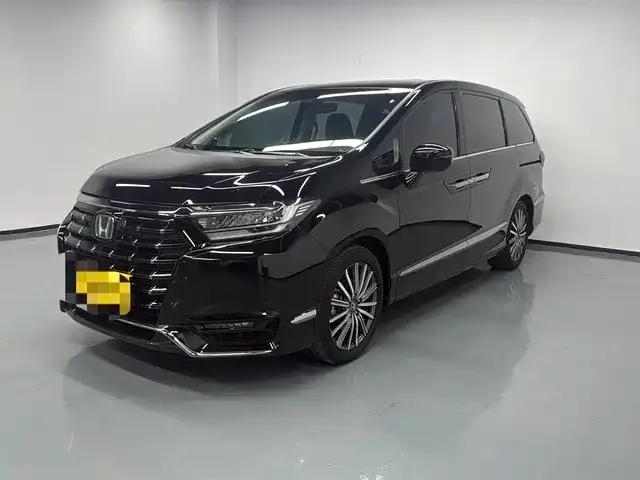 Honda Elysion 2023 из CN, фото 8