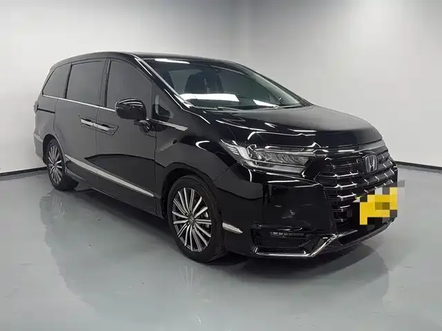 Honda Elysion 2023 из CN, фото 3