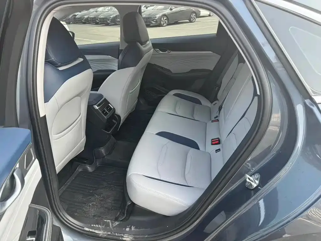 Geely Xingrui 2023 из CN, фото 7