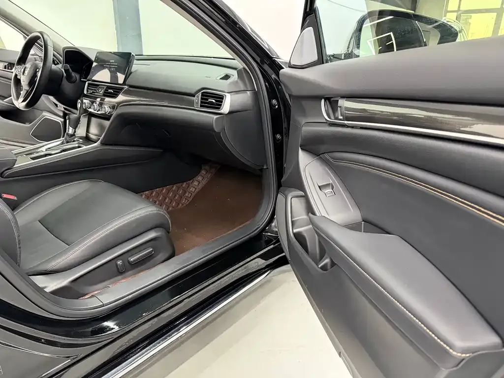 Honda Accord 2022 из CN, фото 9