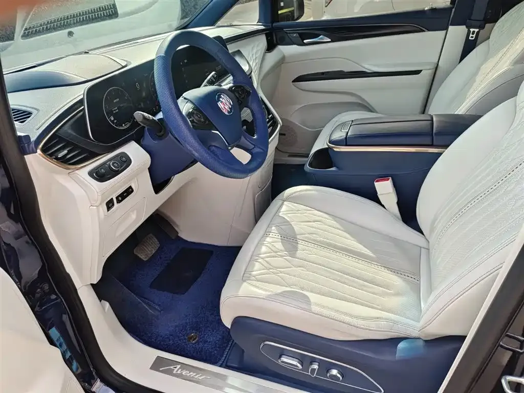 Buick GL8 2021 из CN, фото 9
