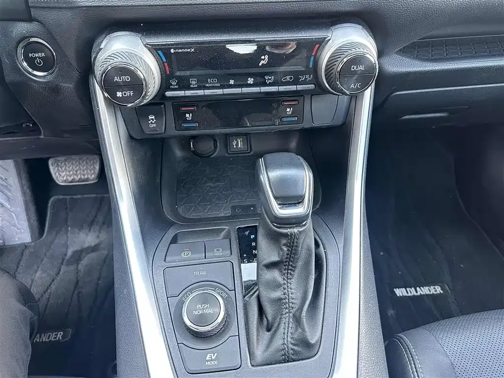 Toyota Wildlander 2023 из CN, фото 9
