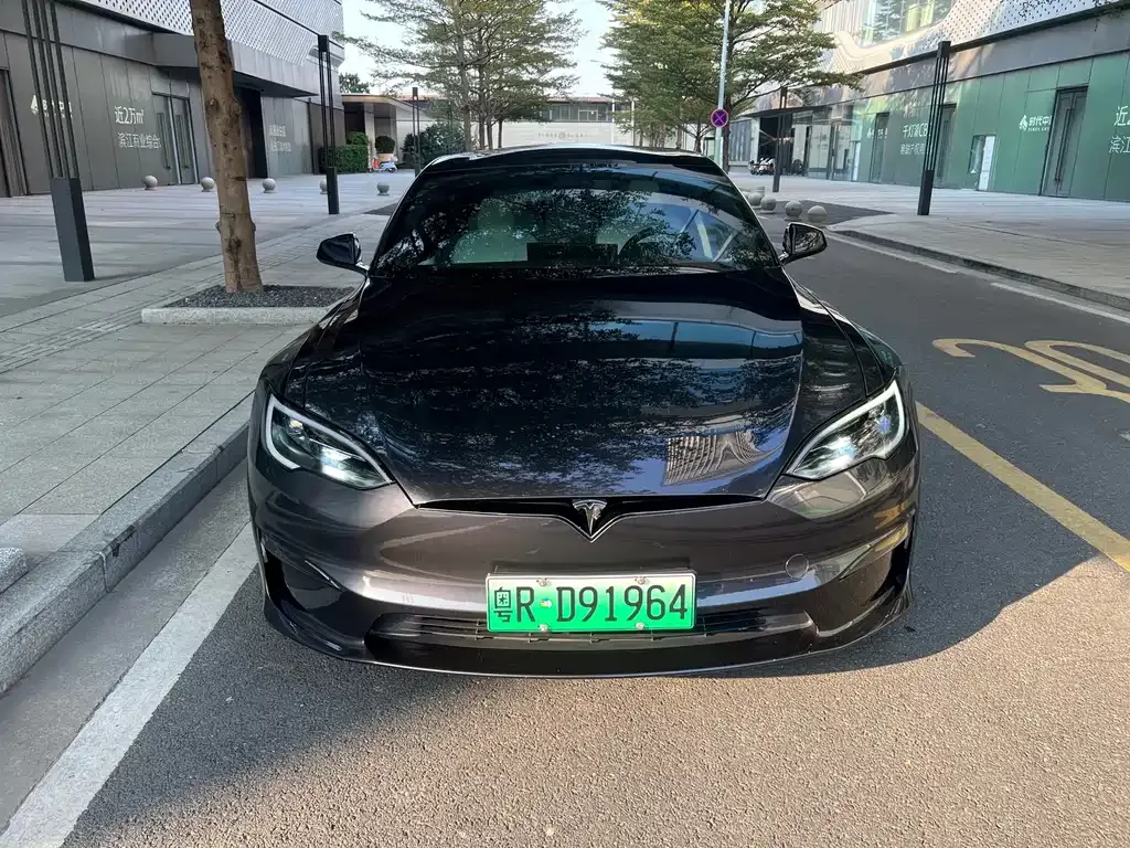 Tesla Model S — фото 9