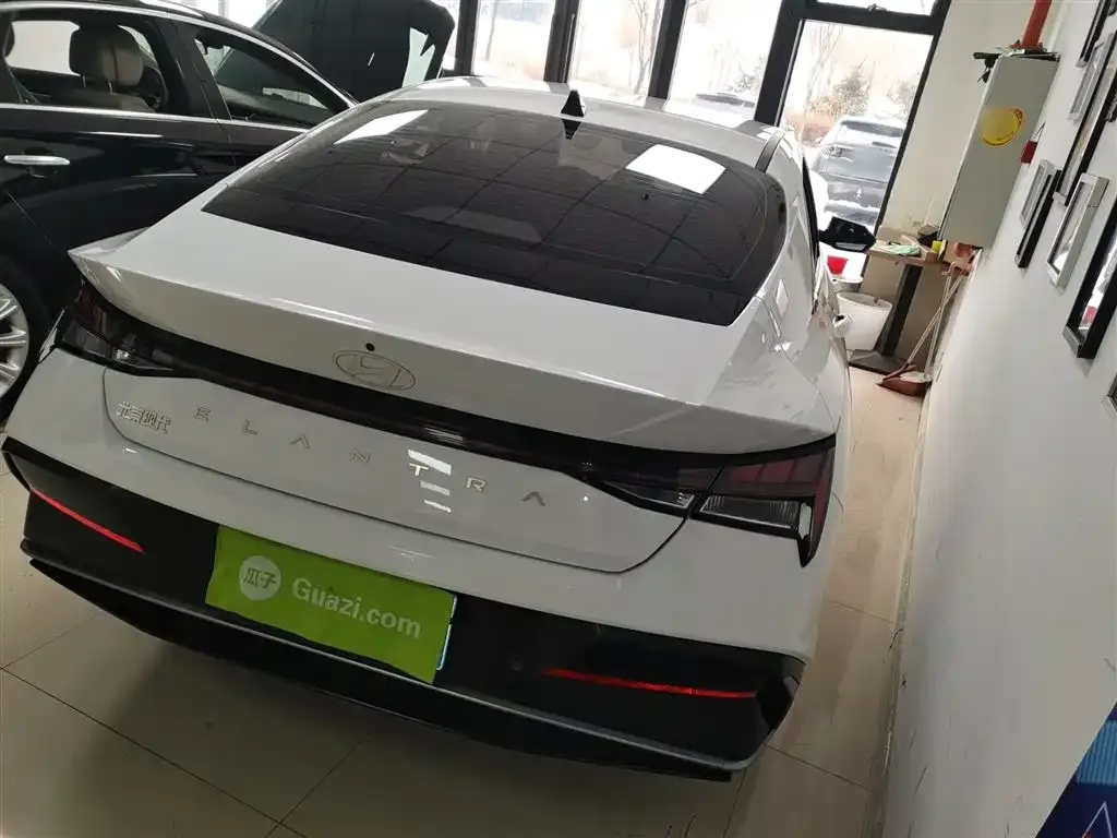 Hyundai Elantra 2024 из CN, фото 4