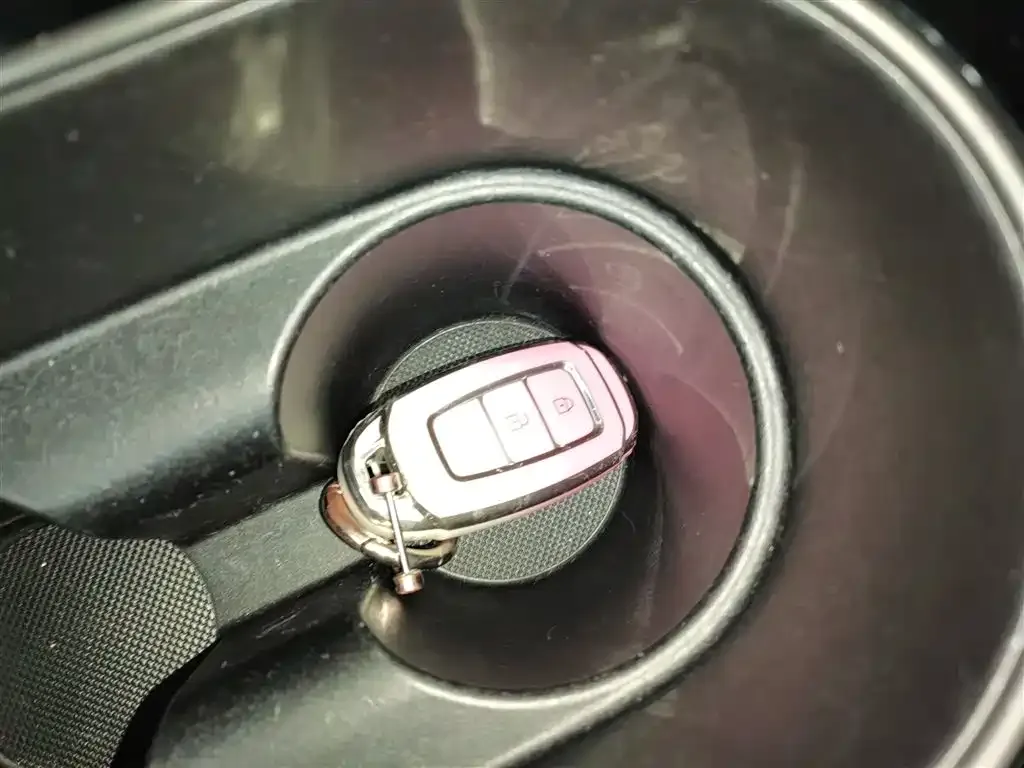 Hyundai Elantra 2024 из CN, фото 9