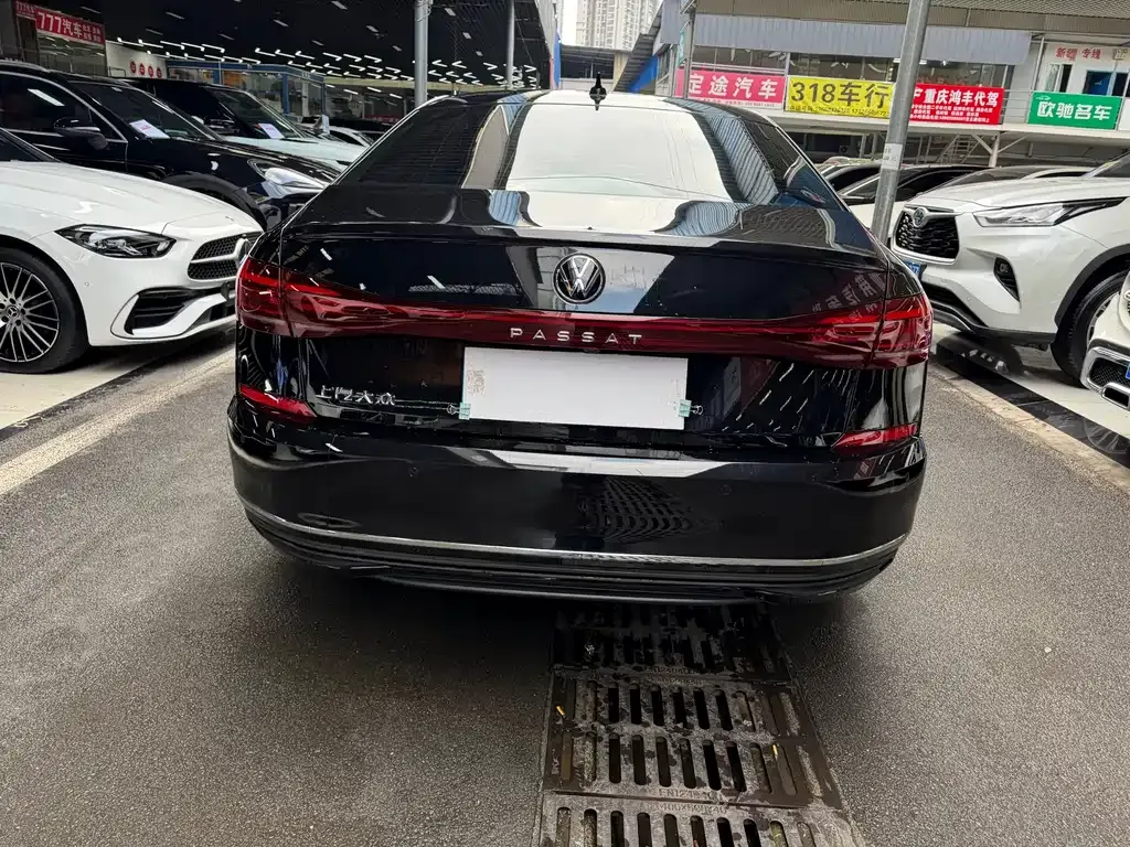 Volkswagen Passat — фото 6