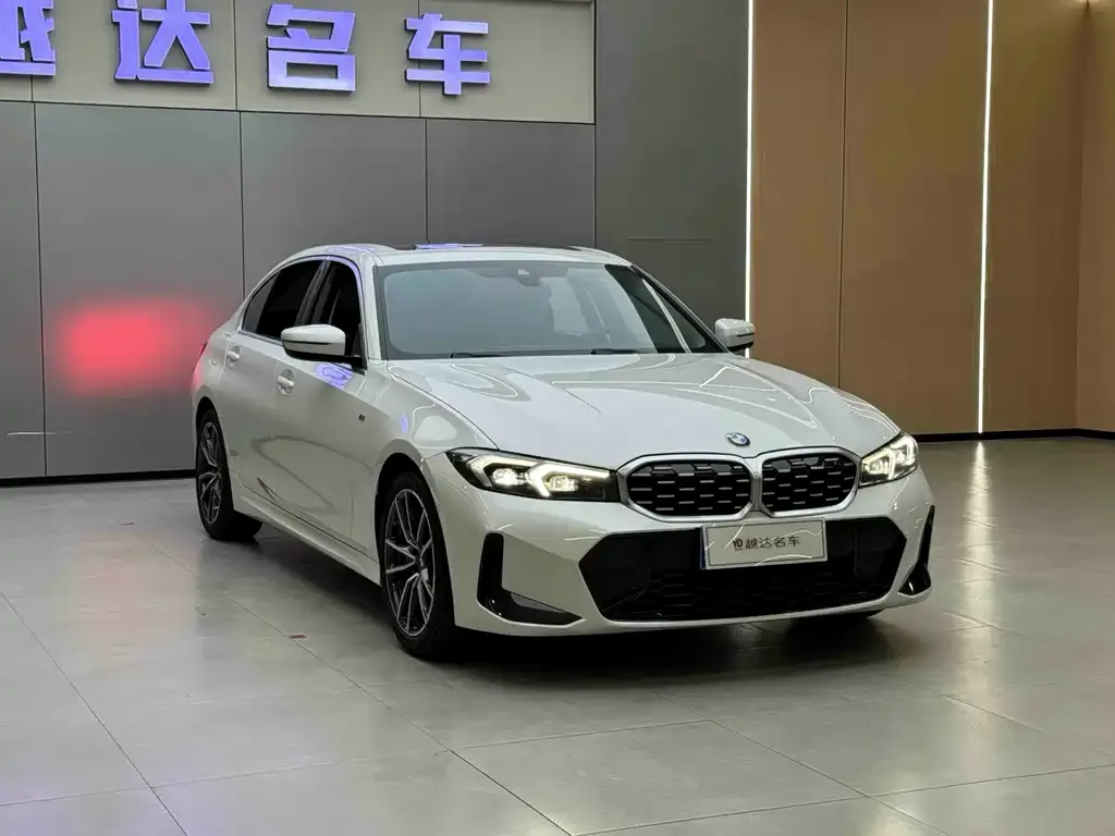 BMW 3 Series 2023 из CN, фото 7