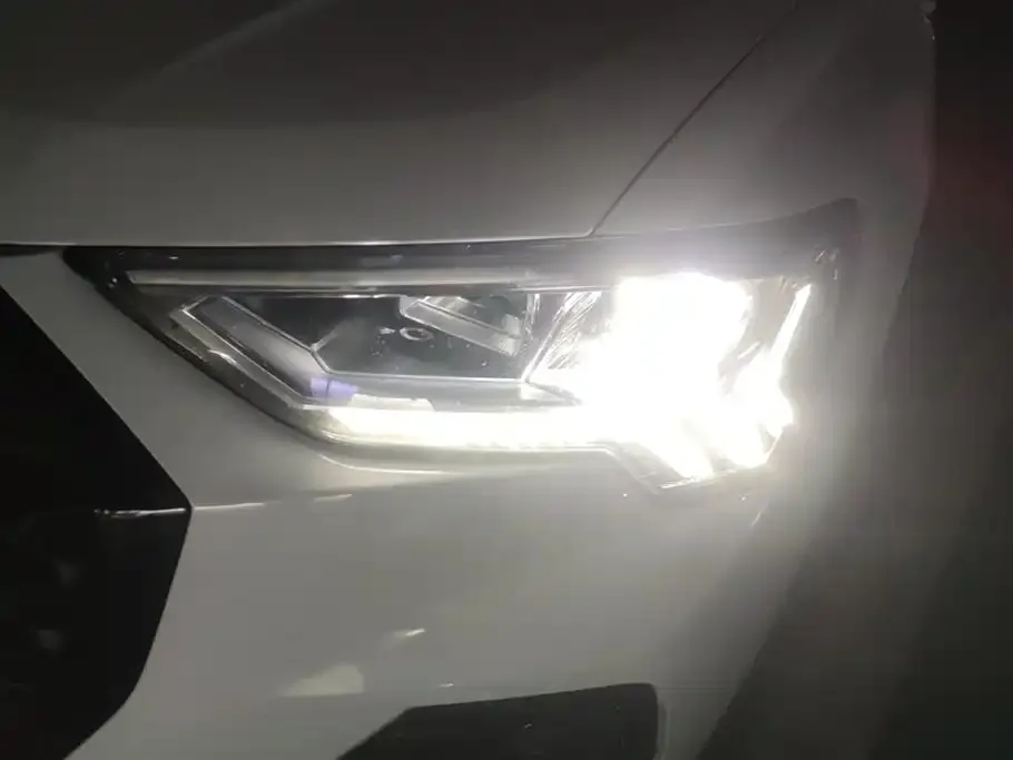 Audi Q3 Sportback 2022 из CN, фото 4