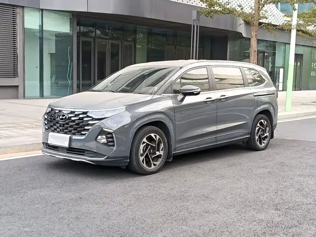 Hyundai Custo — фото 1