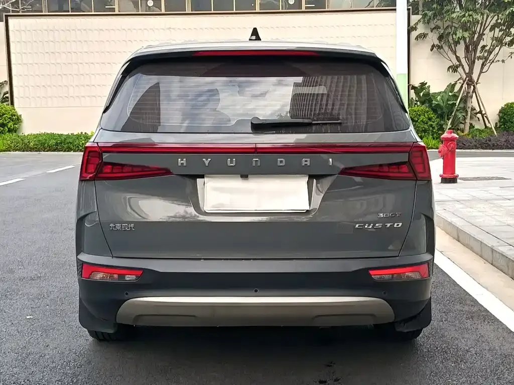 Hyundai Custo — фото 2