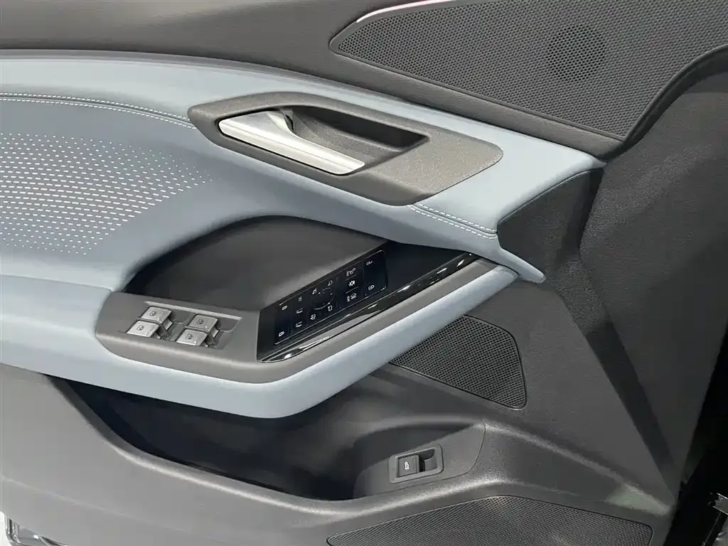Audi Q6L e-tron 2025 из CN, фото 8
