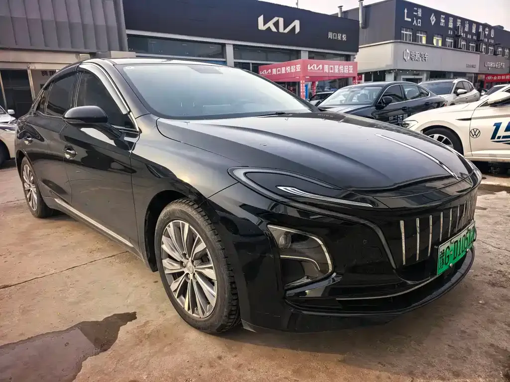 Hongqi E-QM5 — фото 9