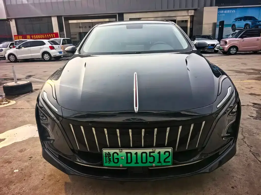 Hongqi E-QM5 — фото 7