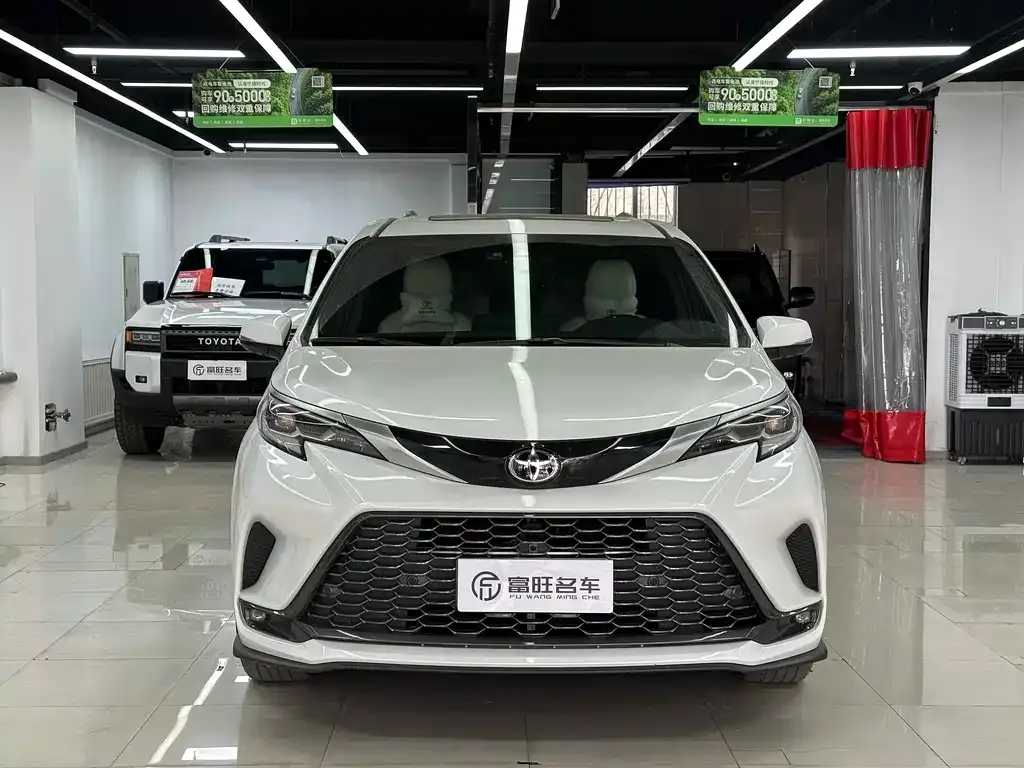 Toyota Granvia 2025 из CN, фото 9