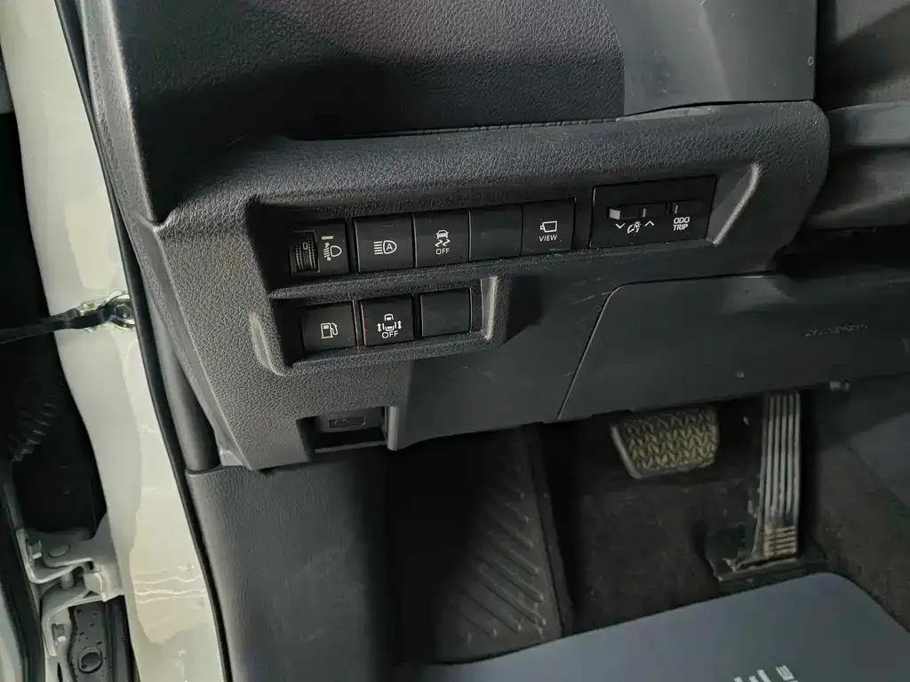 Toyota Granvia 2025 из CN, фото 7