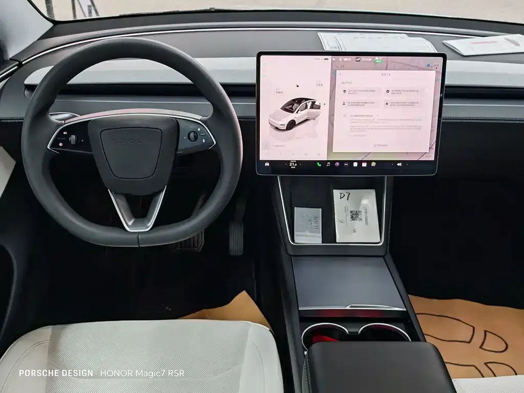 Tesla Model Y — фото 4