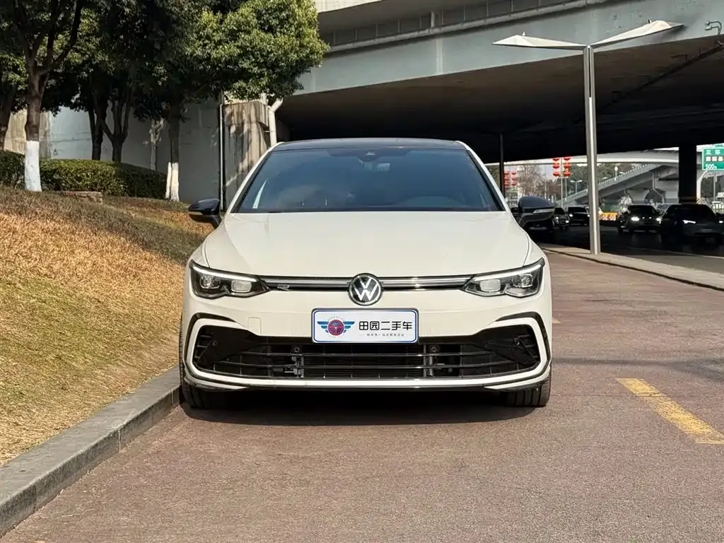 Volkswagen Golf 2022 из CN, фото 6