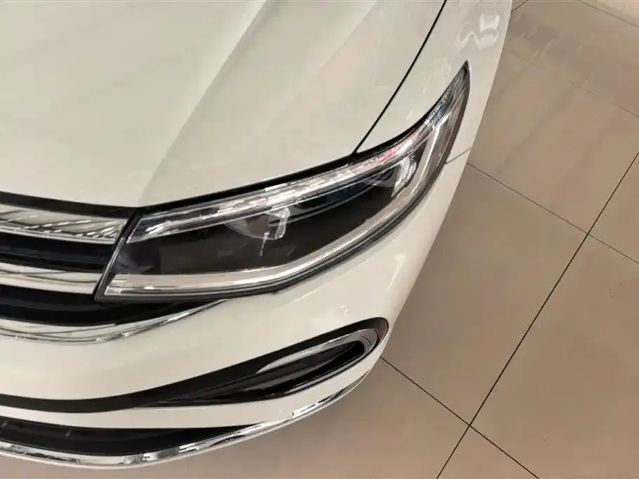 Volkswagen Bora 2024 из CN, фото 6