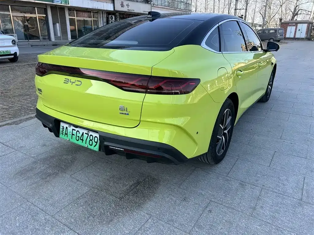BYD Qin L — фото 5
