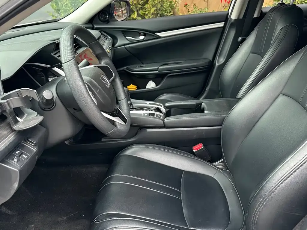 Honda Civic 2021 из CN, фото 5