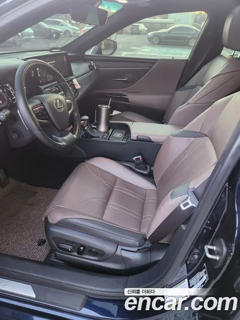 Lexus ES 2023 из KR, фото 2