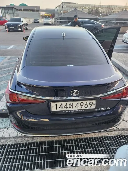 Lexus ES 2023 из KR, фото 5