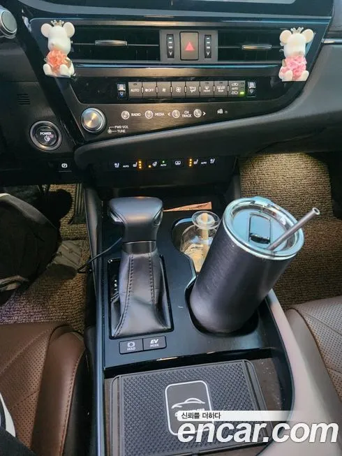 Lexus ES 2023 из KR, фото 6
