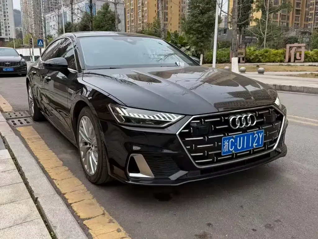 Audi A7L 2024 из CN, фото 8