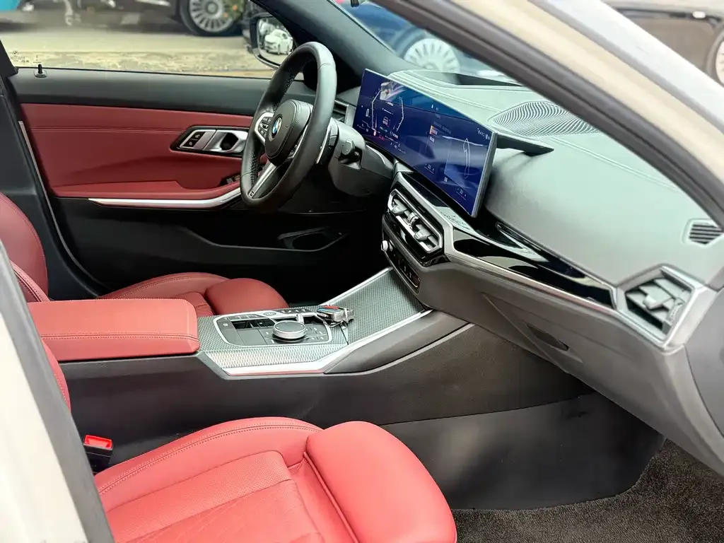 BMW 3 Series 2023 из CN, фото 10