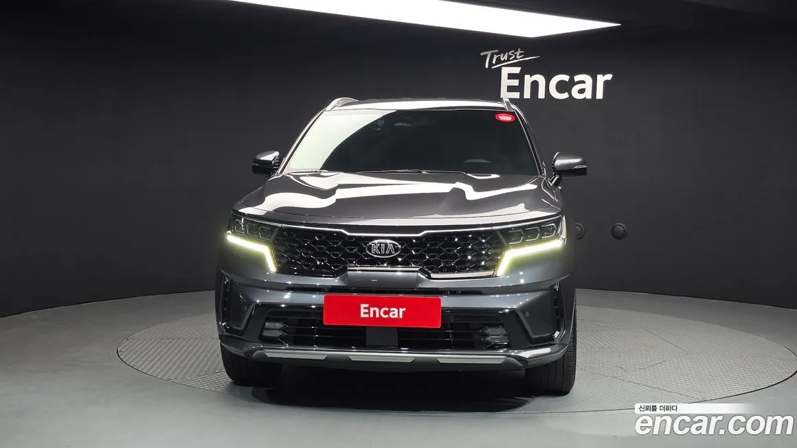 Kia Sorento — фото 7