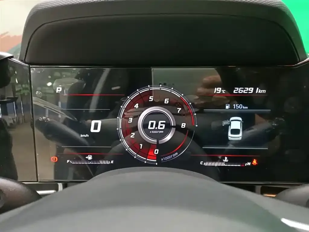 Hyundai Elantra 2023 из CN, фото 2