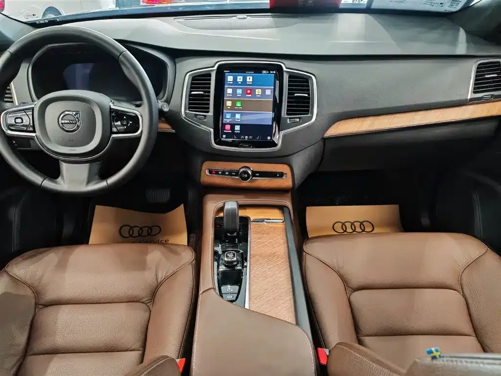 Volvo XC90 2024 из CN, фото 9