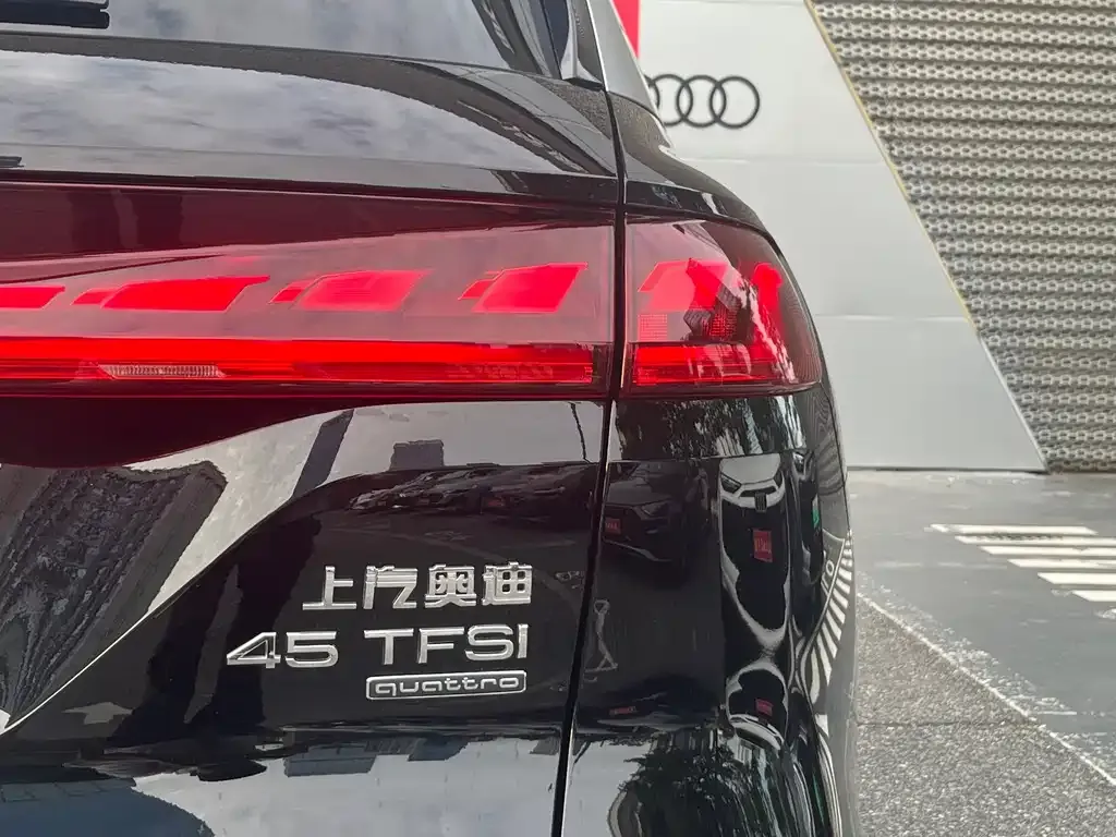 Audi Q6 2025 из CN, фото 3