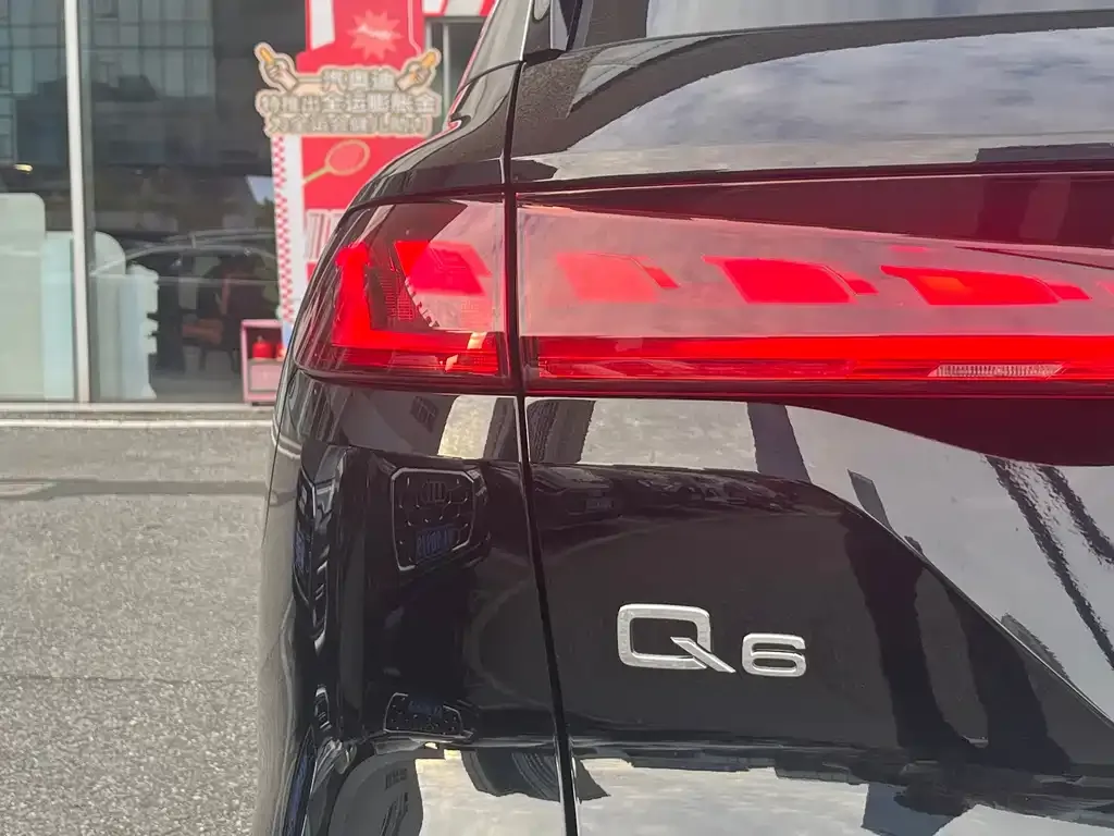 Audi Q6 2025 из CN, фото 5
