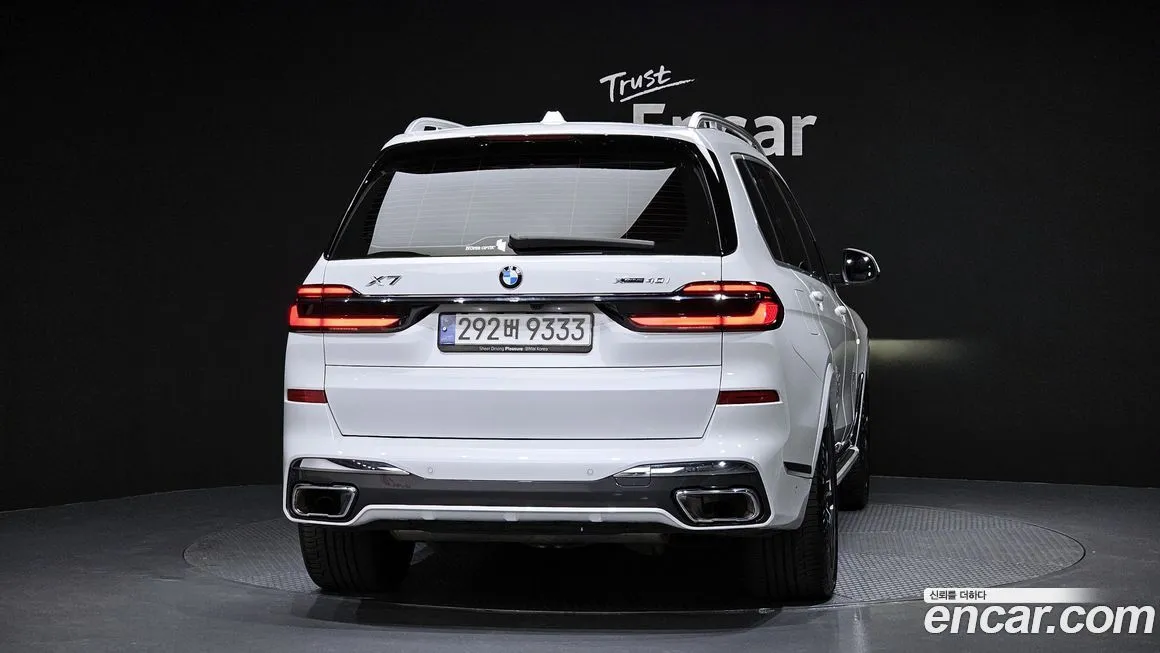 BMW X7 — фото 3