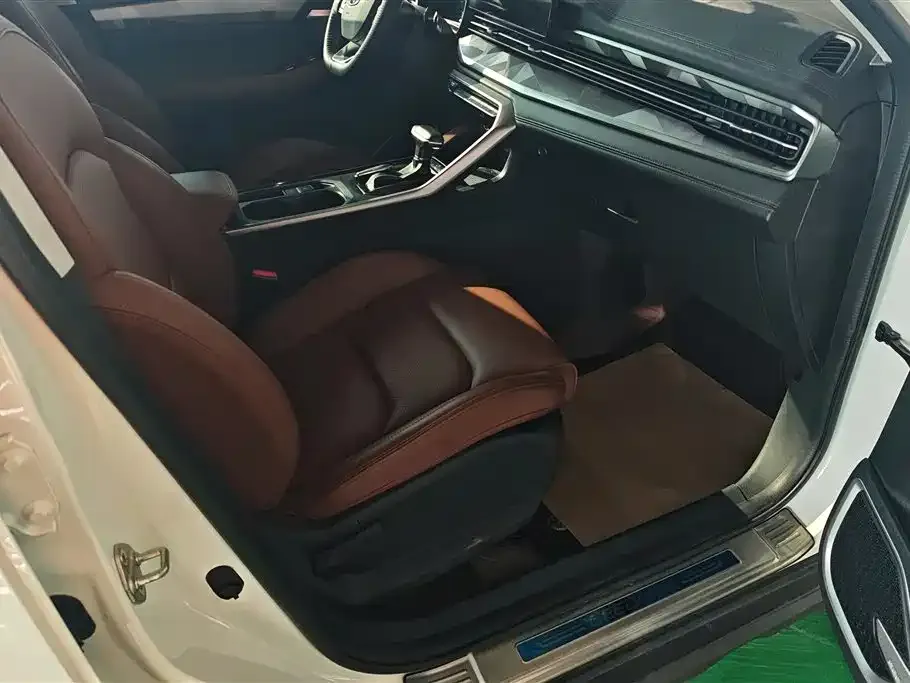 Geely Vision X6 2024 из CN, фото 2